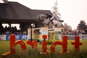 Matt Sampson races to a three-star Grand Prix win on a new ride